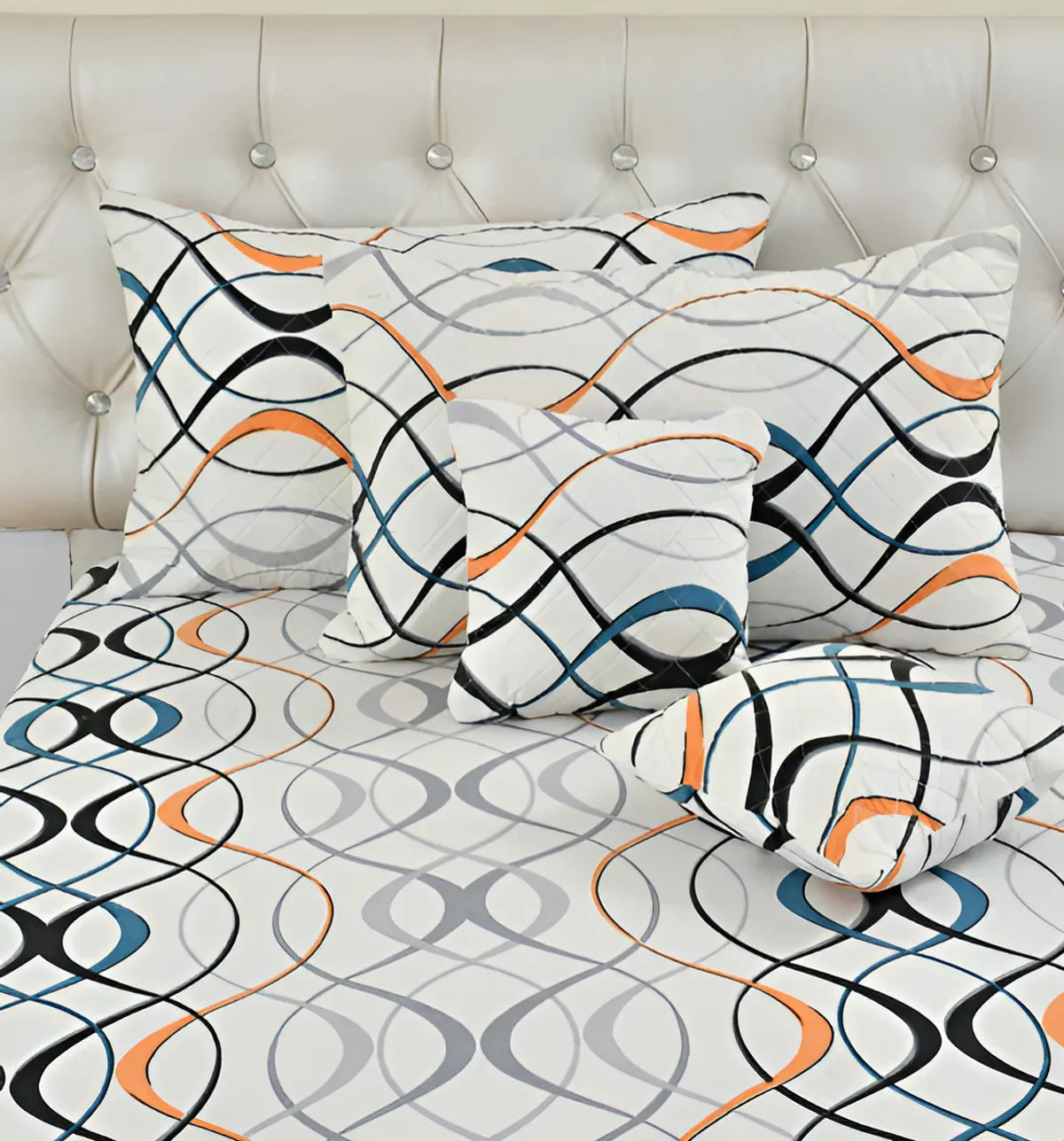 Srovio Abstract Wave Harmony 5 Piece Double Size Bedsheet Set with 2 Quilted Pillow Covers & 2 Quilted Prefilled Cushions